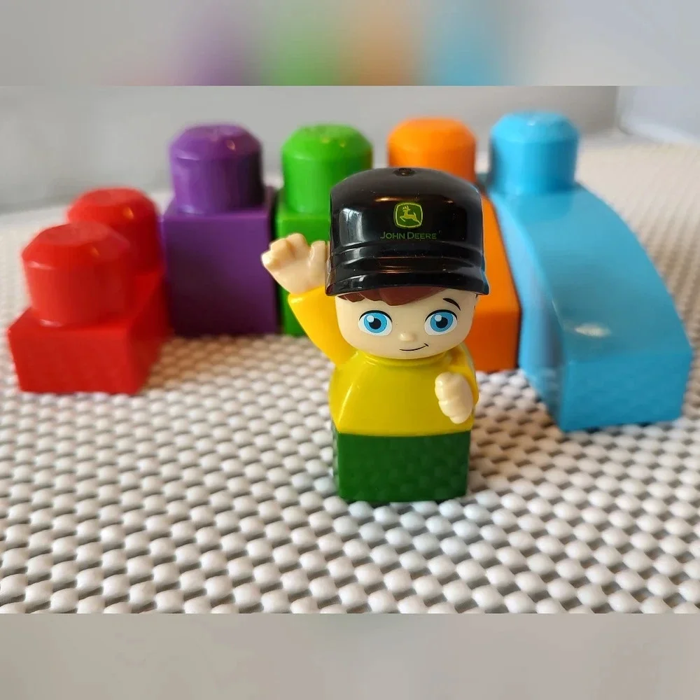 Mega Bloks 5pcs and 1 John Deere Figure